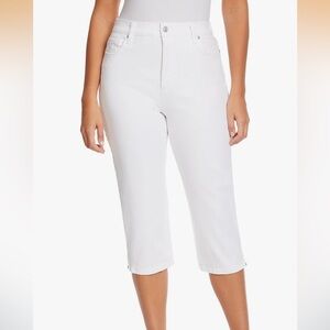 NWT Gloria Vanderbilt White Amanda Capris Size 14